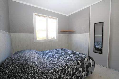 Maison 8per avec piscine - image 10