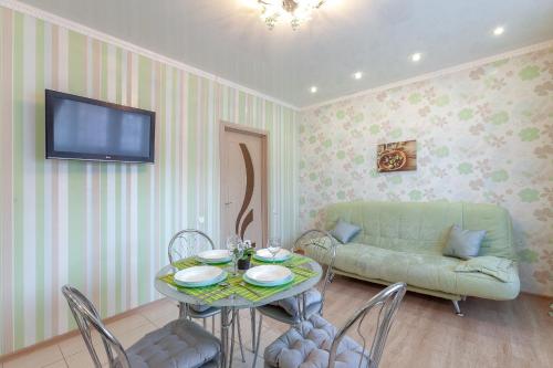 Апартаменты RentPlaza-вид на жигулевские горы и волгу-15 этаж-24x7-дистанционно