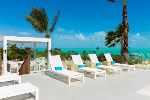 Pandangan, H2O life style resort in Providenciales