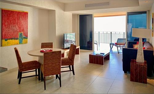 Apartamentos Grand Venetian Puerto Vallarta in Puerto Vallarta, Mexico
