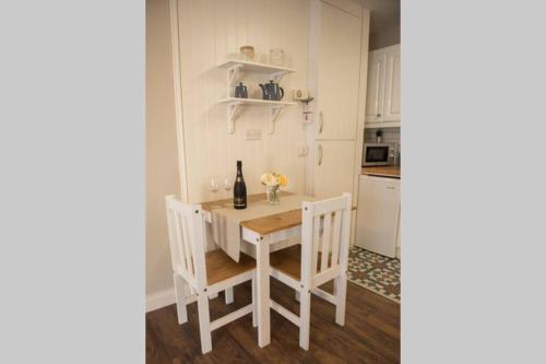 The Chalet town centre in Dunglow