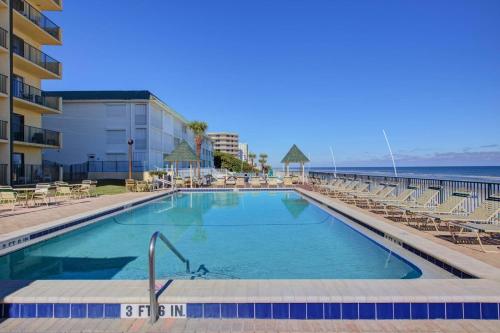 Sunglow Resort Condo Unit #805 - image 11
