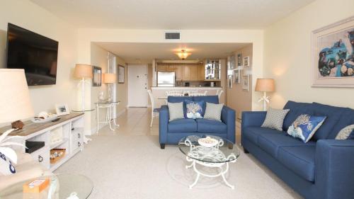 Rent the Perfect 2 Bedroom Apartment on The Anchorage Siesta Key Apartment 1016 - main image