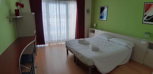 Hotel Lago Losetta 4