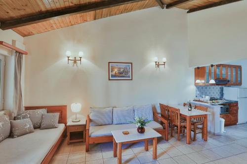 Sunny Garden Apartments - image 6