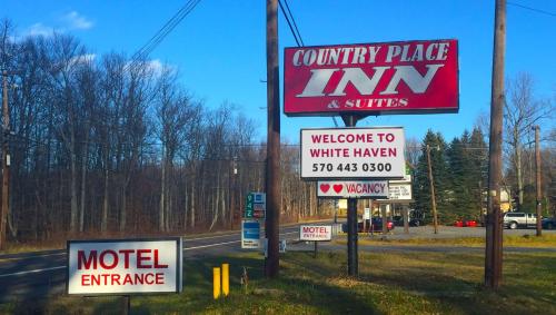 Country Place Inn and Suites White Haven