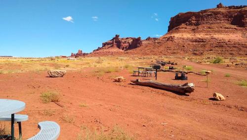 Ticaboo Hite Outpost - image 6