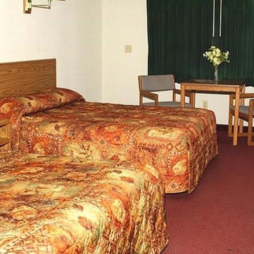 2 double beds