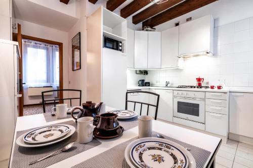 San Marco - 2 bedrooms with lift, Benátky (fotografie 5)