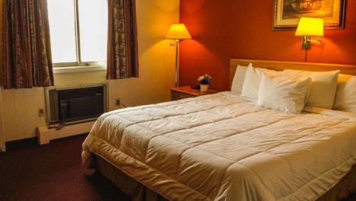 Manchester Inn - image 5