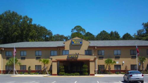 . Western Motel Inn and Suites Hazelhurst
