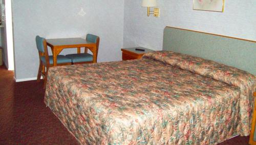 Blue Mist Motel Florence - image 2