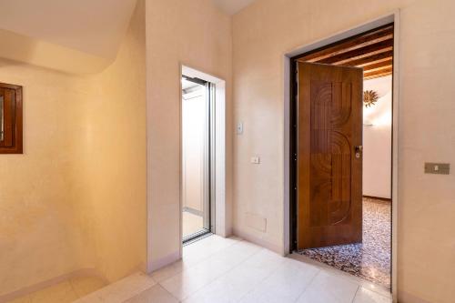 San Marco - 2 bedrooms with lift, Benátky (fotografie 2)