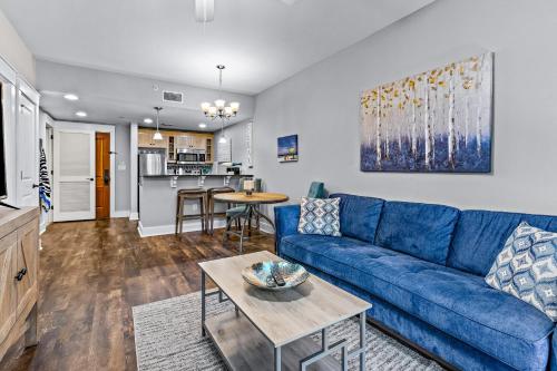Sandestin Baytowne Wharf Market St Inn #343 - main image