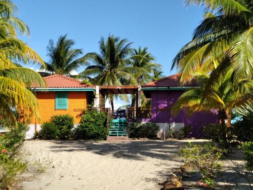 Viesnīcas āriene, Coco's Beachfront Cabanas in Surfside