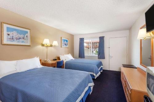 Days Inn by Wyndham Barstow