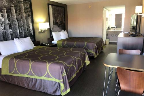 Super 8 by Wyndham Orangeburg Near I-26 in Orangeburg, USA