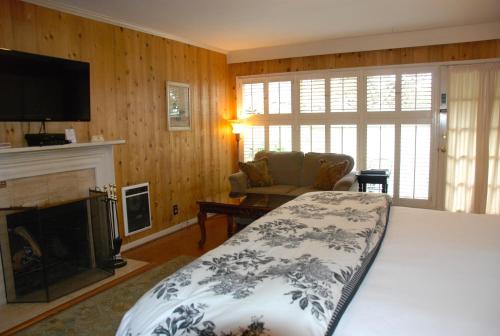Carmel Garden Inn – Carmel, CA