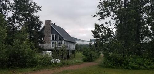 Condo-chalet de la Vallée d'Édouard - Lac Quenouille