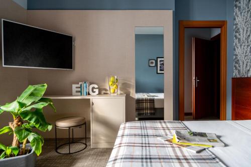 2 twin beds