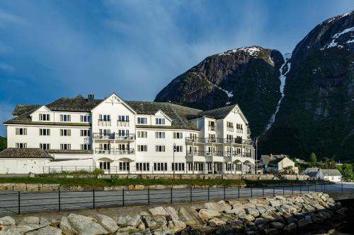 Quality Hotel Vøringfoss - image 14