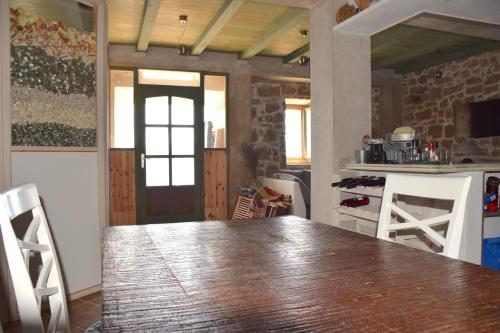 One-Bedroom Apartment with Patio and Sea View image 10