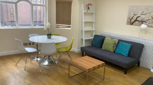 George Street Pad, Sanderstead, Surrey