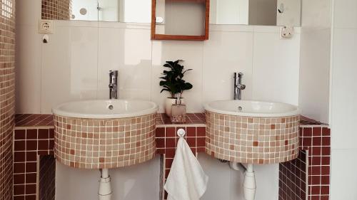 Adel Apartman - image 10