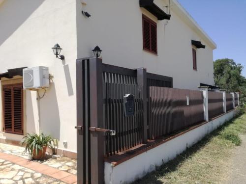 VILLA JOLE gîte à louer Montalbano Jonico