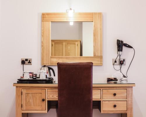 Gwesty'r Emlyn Hotel Room Type - Executive Double Room