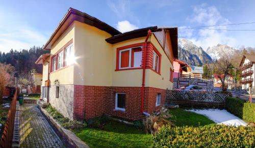 Standard Villa