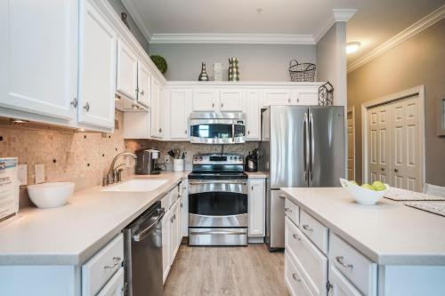 Seagrove Highlands by Panhandle Getaways - image 2