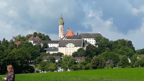 附近景點, Ferienwohnung Irene Dorn // Andechs in 安德希斯