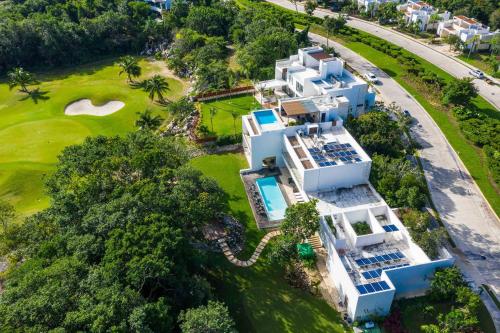 Villa Maya- Luxury Mansion