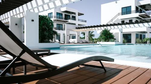 Piscina, Blu Zen in Belice