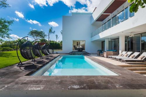 Villa Maya- Luxury Mansion