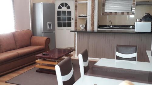 Robertsham (Halaal) Self Catering Cottages 2, Johannesbourg (photo 6)