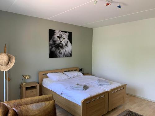 Guestroom, Apartments Zaanse Schans and Amsterdam in Wormer