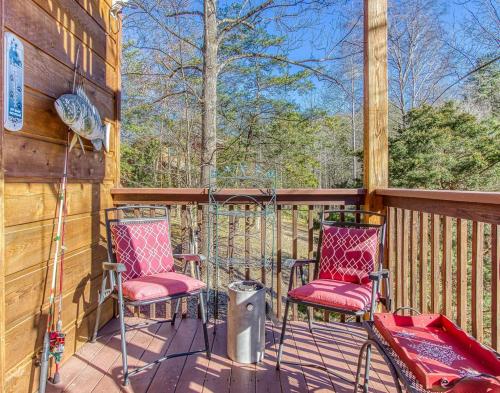 Santas Lakehouse in Sevierville, USA