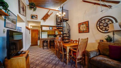 Mountain Spirit #311 Condo - main image
