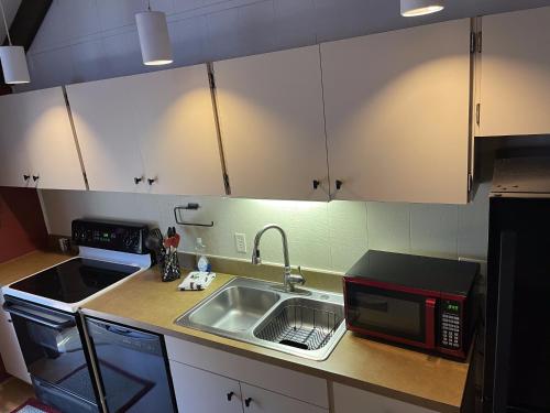 The Glen 60 condo in Sugar Mountain, USA
