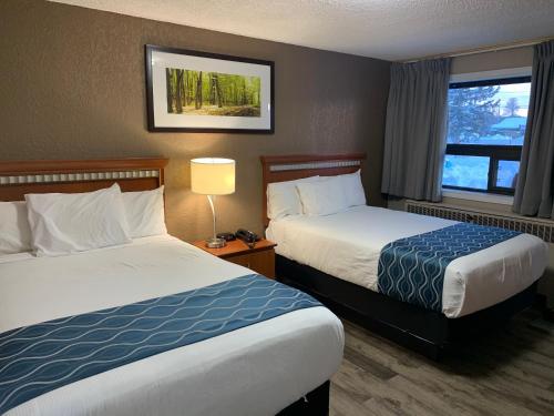 Champlain Motor Inn