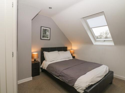Heythrop - main image