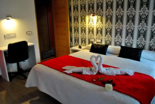 Madrid City Rooms - image 3