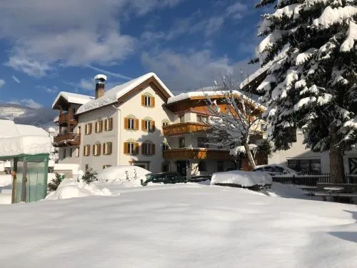 Der Ballhaushof in Prutz, Österreich