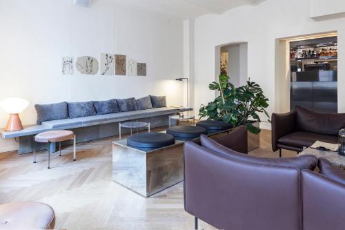 288128089 Hotel Ottilia