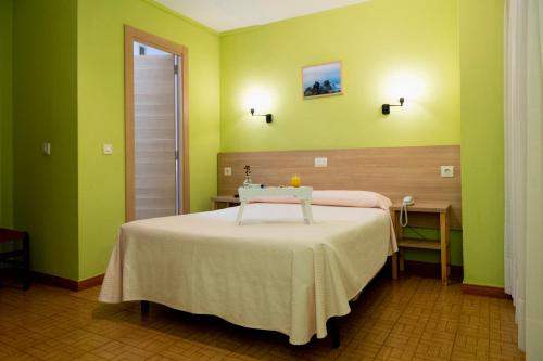 Hotel Nido - image 10