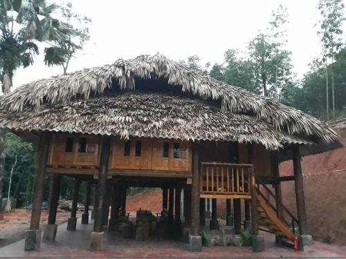 Vu Linh Palm House Homestay - Bungalow