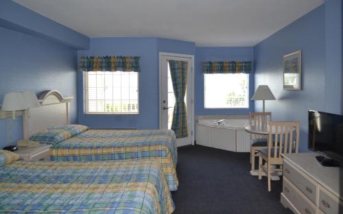 South Beach Resort Hotel Located in Marblehead, South Beach Resort Hotel is a perfect starting point from which to explore Marblehead (OH). Featuring a complete list of amenities, guests will find their stay at the property a