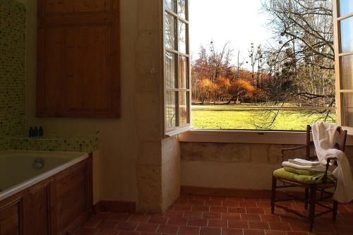 Bathroom, Gite et Chambres d'Hotes Clos de Mondetour in Fontaine Sous Jouy